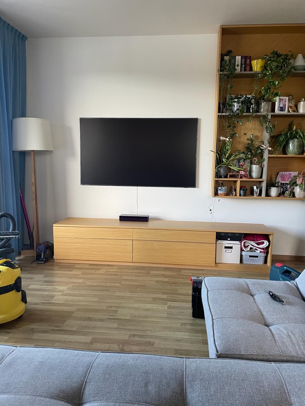 Montáž televízora na stenu — realizácia Montáž TV Bratislava
